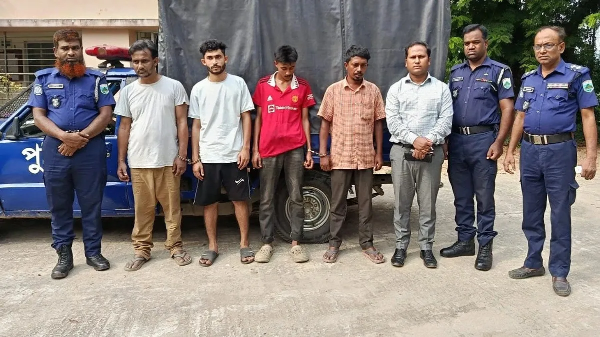 মাদকাসক্ত ছেলেদের শাস্তি চেয়ে অভিভাবকদের আবেদন, চার যুবকের কারাদণ্ড