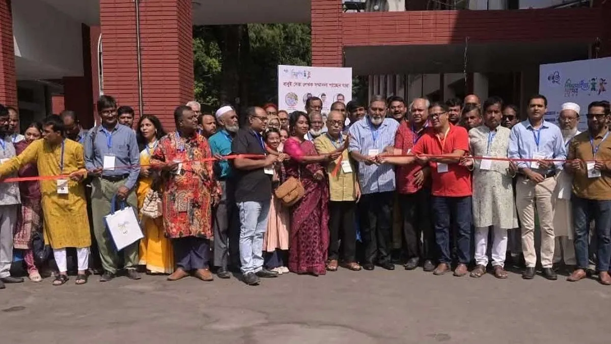 বাবুই শিশু সাহিত্য উৎসবে সম্মাননা পেলেন ২৪ লেখক