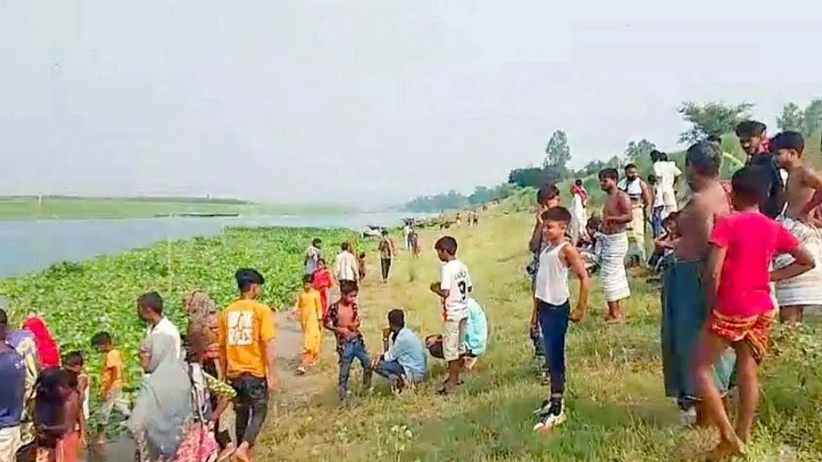 Body of Teen Girl Found in Sack on Padma Riverbank in Pabna