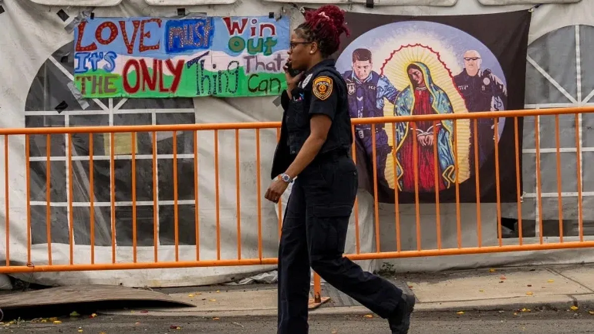 US plans to revoke visas of 200,000 asylum seekers