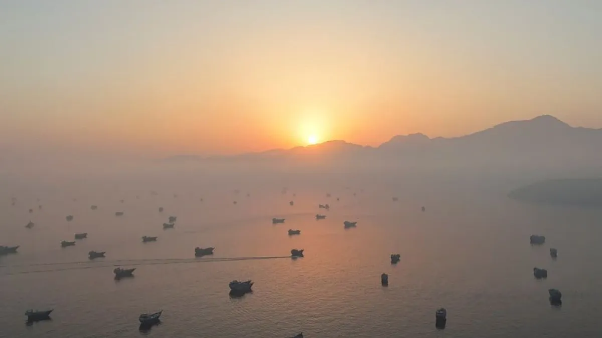 Six Months On: Strait of Hormuz still crippled, thousands of sailors trapped