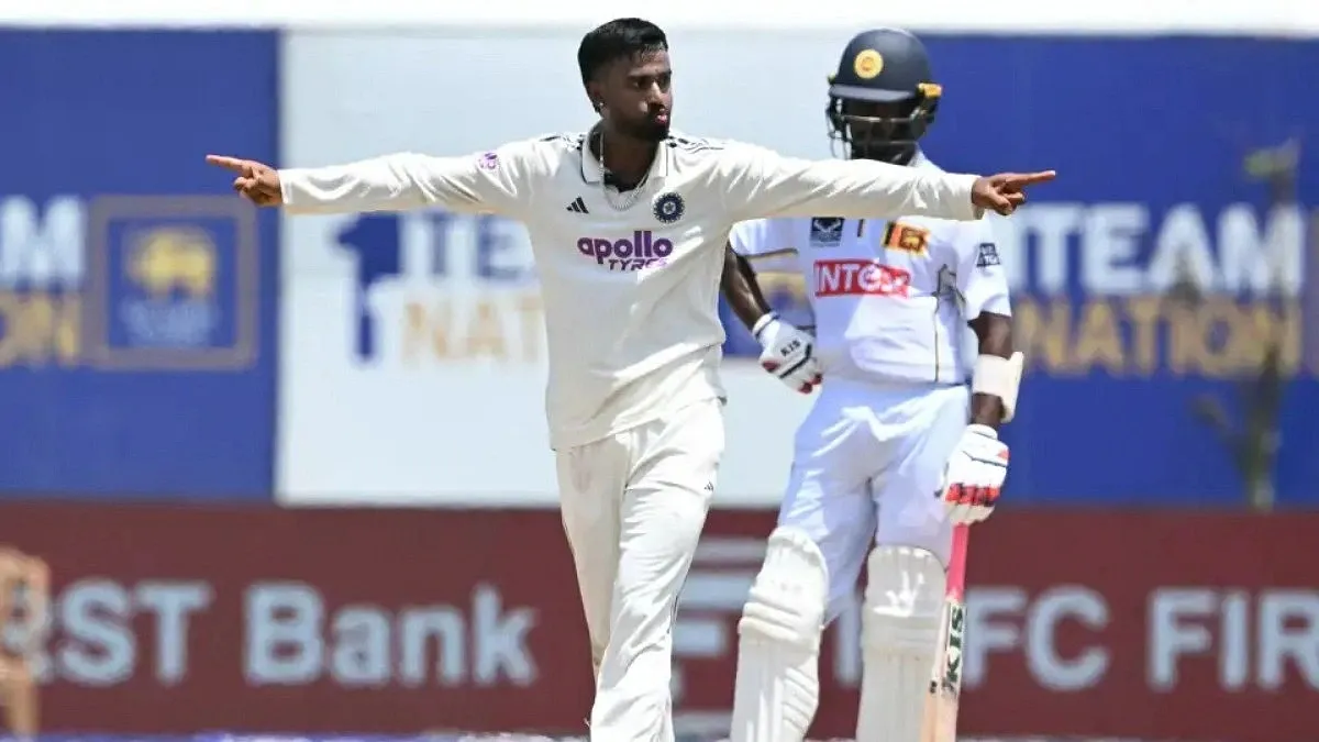 India beat Sri Lanka by 10 wickets