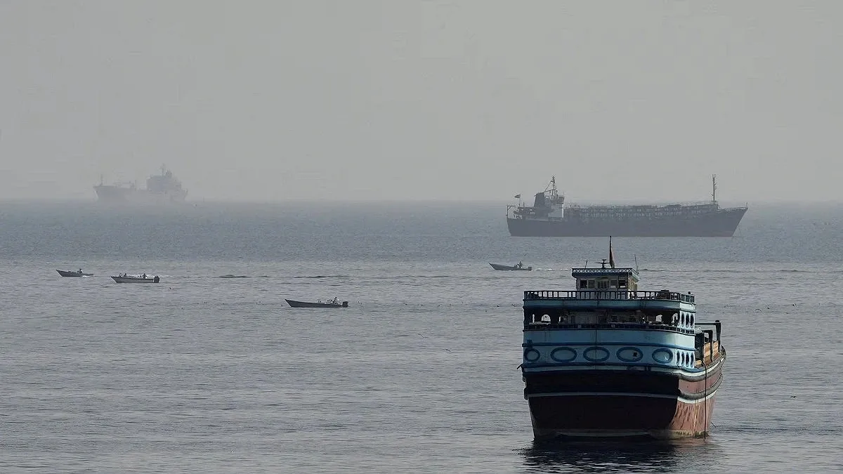 Trump's 'Open' Strait of Hormuz sees only a handful of ships