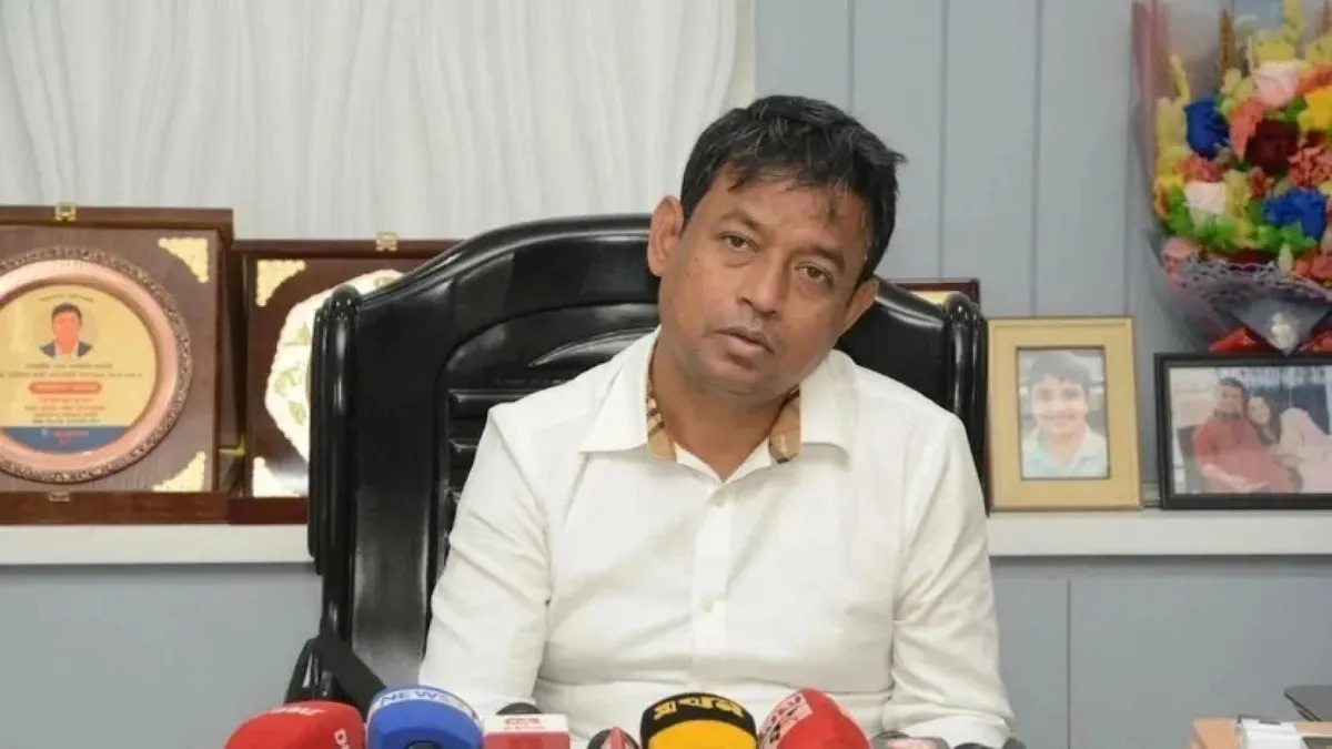 Harun-or-Rashid dismissed two years after ‘fleeing’
