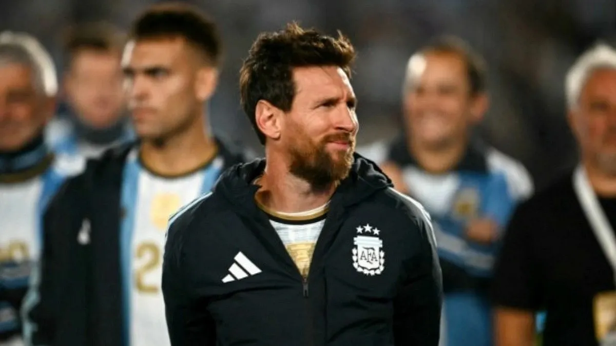 Messi remembers his father and Maradona