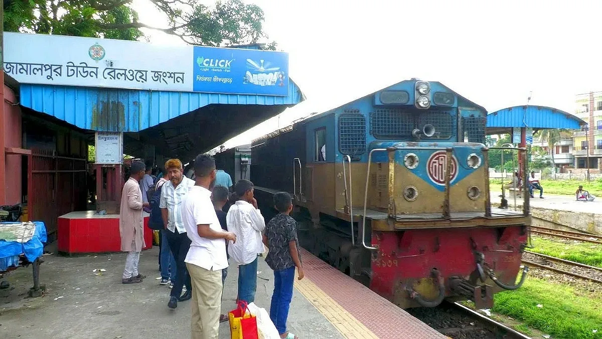 Railway tracks exist, what is blocking the launch of a circular train?