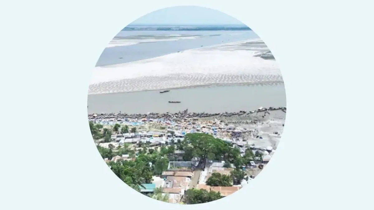 Two government offices at odds over sand research center